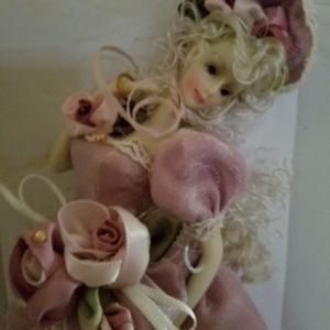 Golden Keepsakes doll